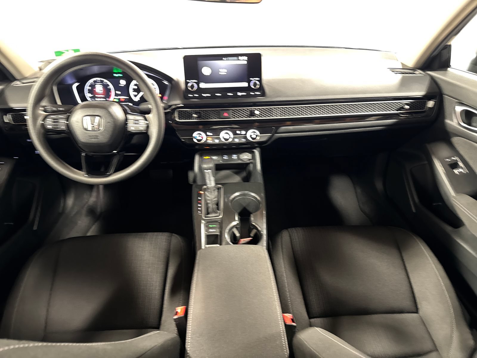 Used 2025 Honda Civic LX image 4