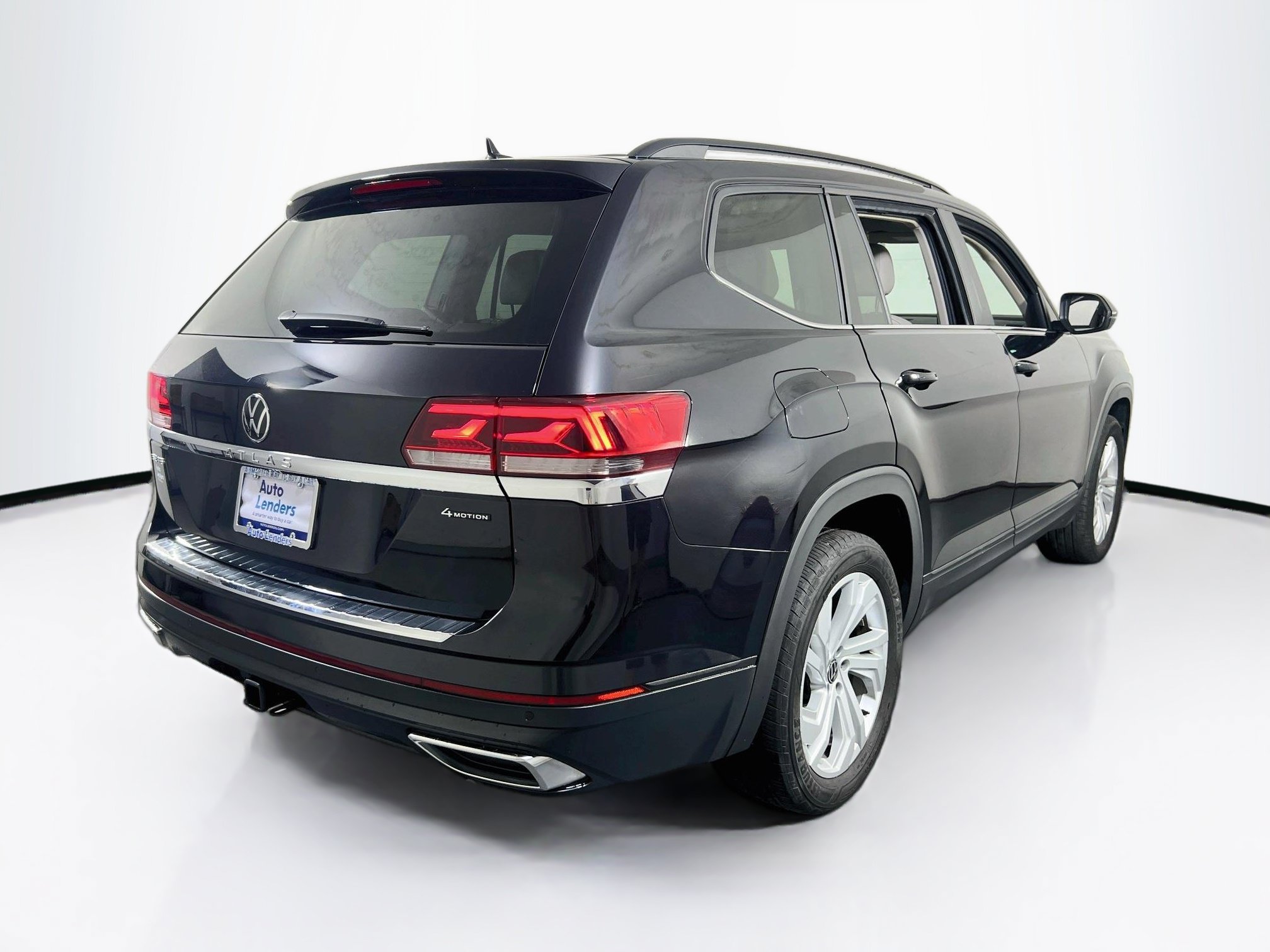 Used 2023 Volkswagen Atlas SE AWD/4WD image 5