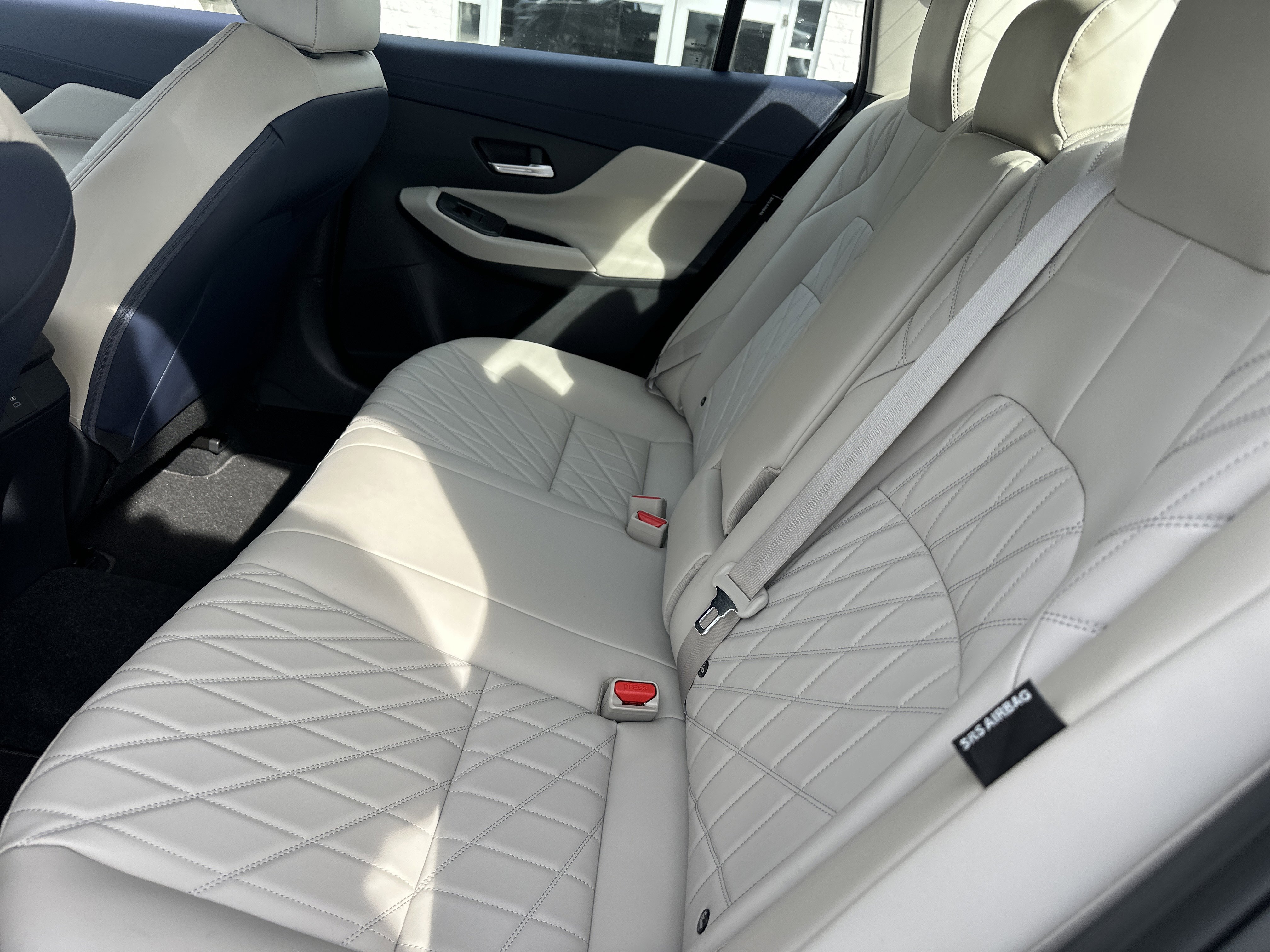 Used 2026 Nissan Sentra SL w/ Floor Mat Package FWD image 12