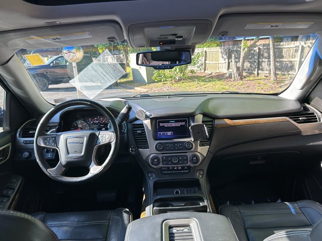 Used 2017 GMC Yukon Denali w/ Open Road Package AWD/4WD image 29