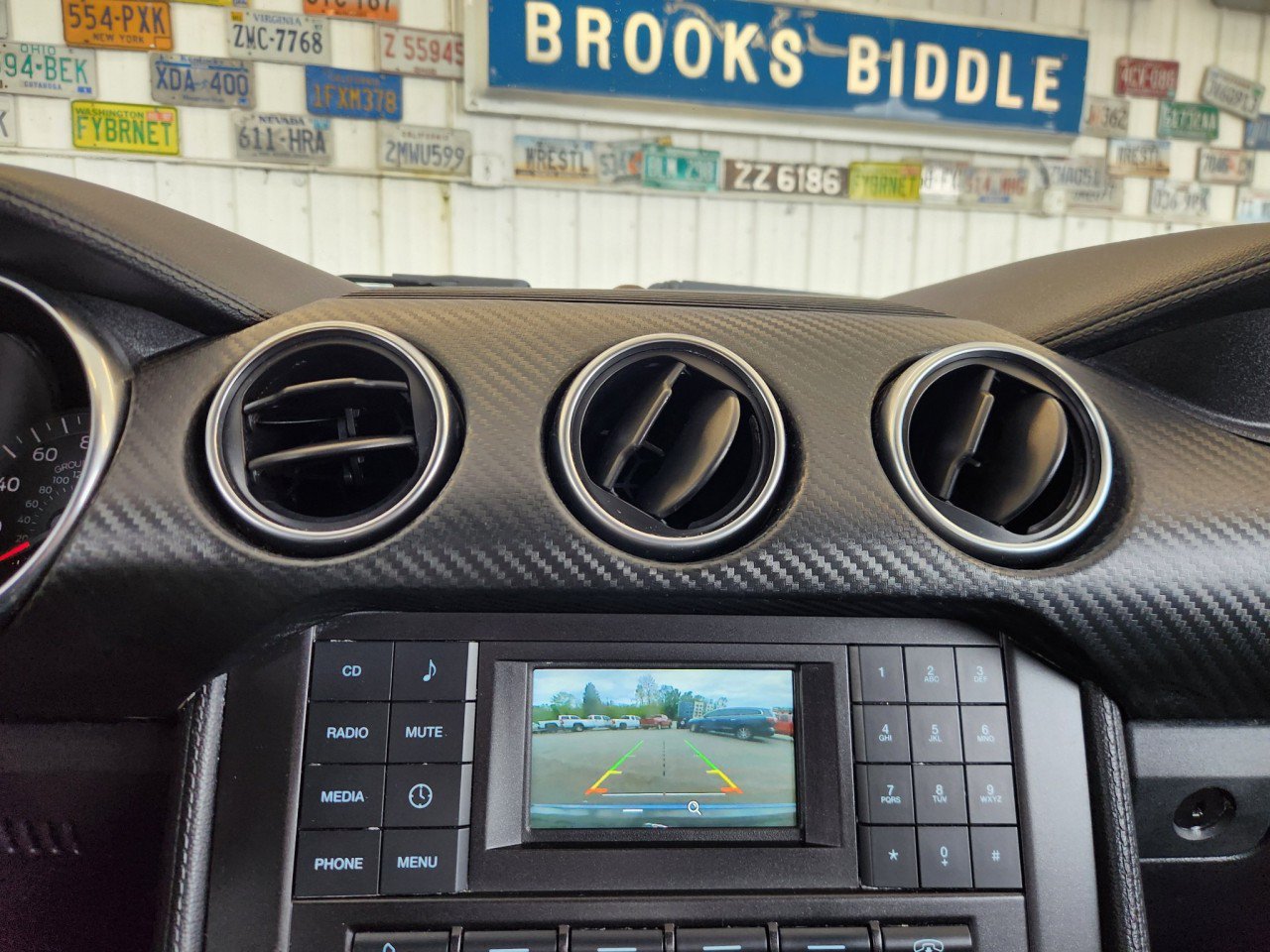 Used 2018 Ford Mustang Coupe RWD image 12