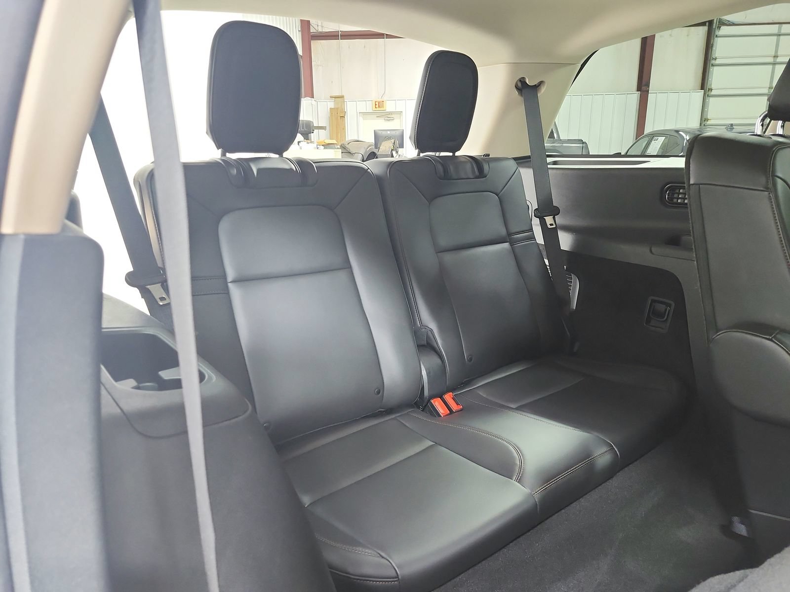 Used 2023 Lincoln Aviator AWD w/ Premium Package image 47