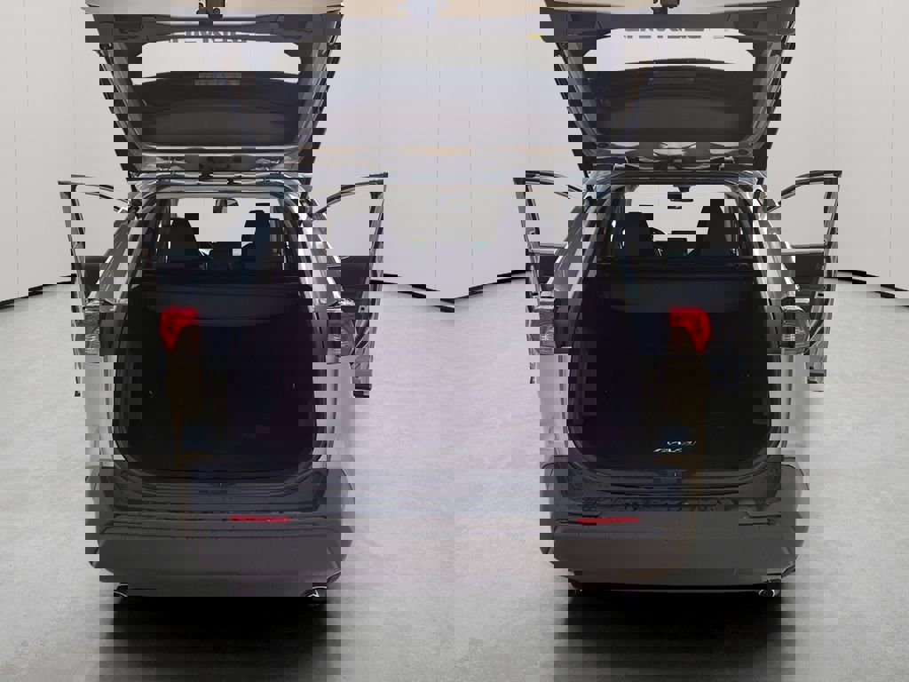 Used 2021 Toyota RAV4 XLE w/ Carpet Mat Package (TMS) AWD/4WD image 28