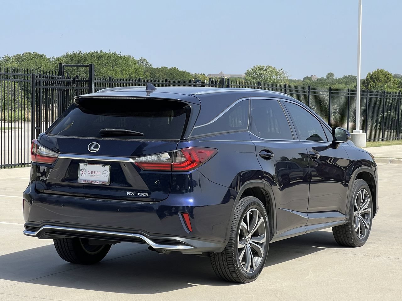 Used 2019 Lexus RX 350L FWD w/ Premium Package image 4
