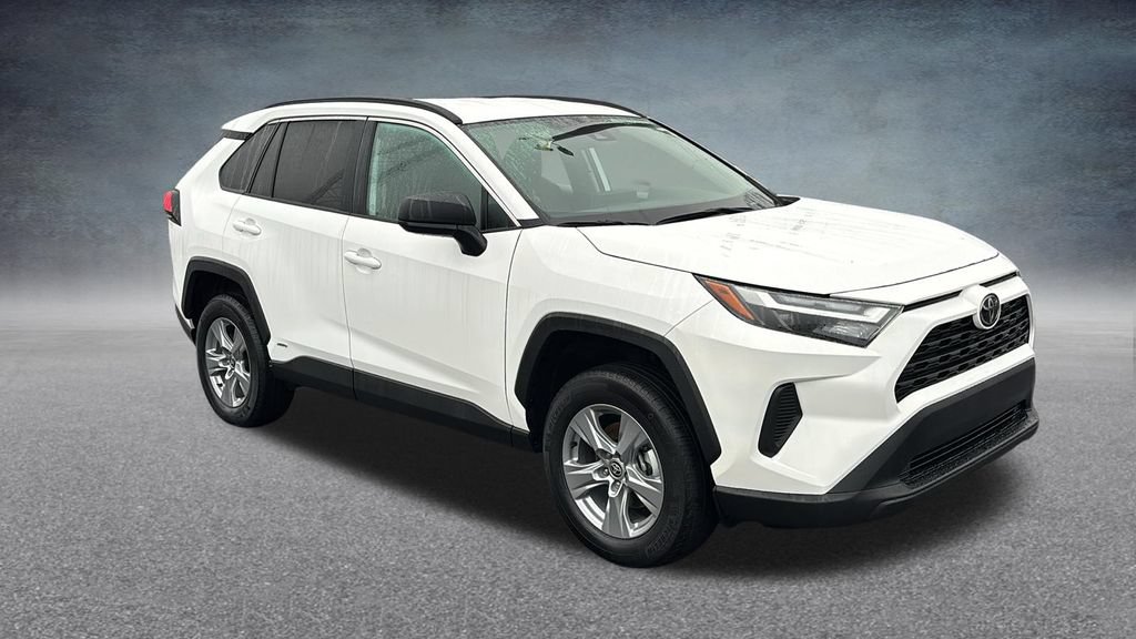 Used 2025 Toyota RAV4 LE AWD/4WD image 3