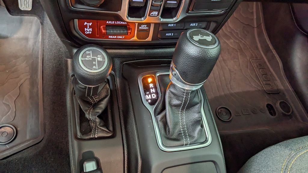 Used 2025 Jeep Wrangler Unlimited Sport S 4xe AWD/4WD image 30