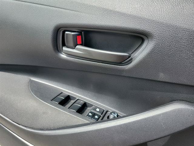 Used 2024 Toyota Corolla LE FWD image 6