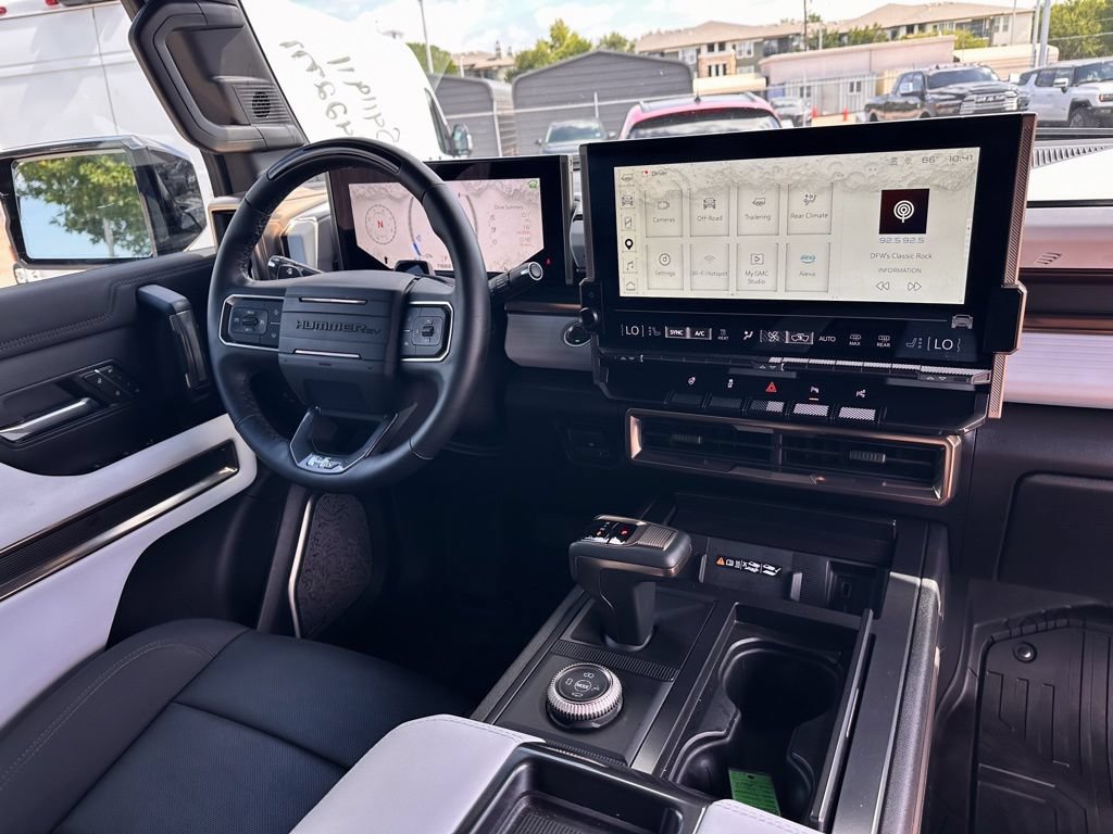 Used 2025 GMC Hummer EV 3X AWD/4WD image 9
