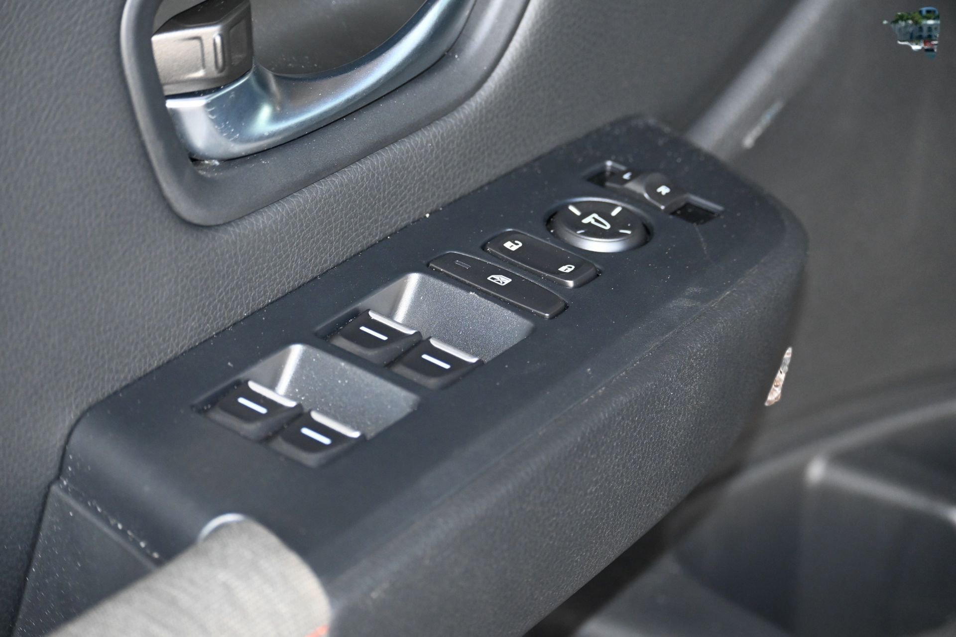 New 2025 Honda Pilot Sport image 17