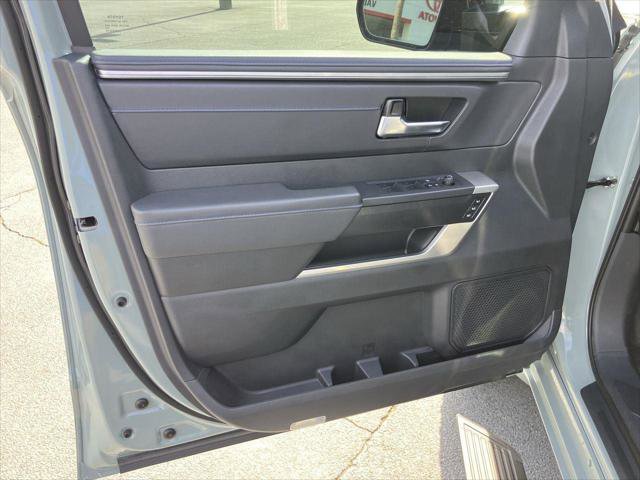 Certified 2025 Toyota Tundra Platinum AWD/4WD image 17