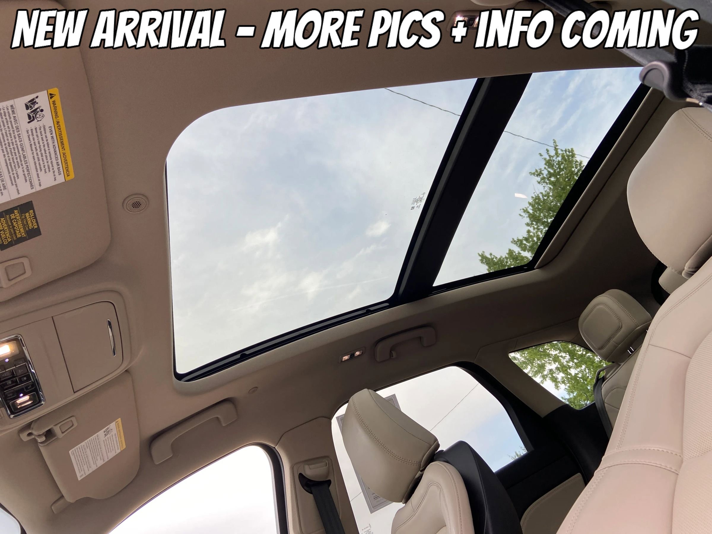 Used 2025 Lincoln Corsair Grand Touring AWD/4WD image 3