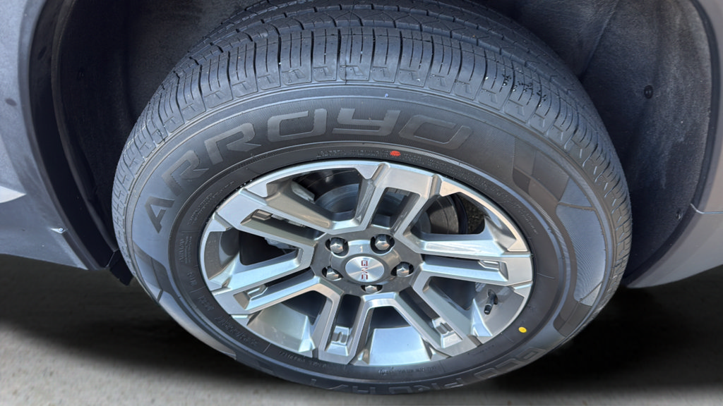Used 2025 GMC Terrain Elevation FWD image 10