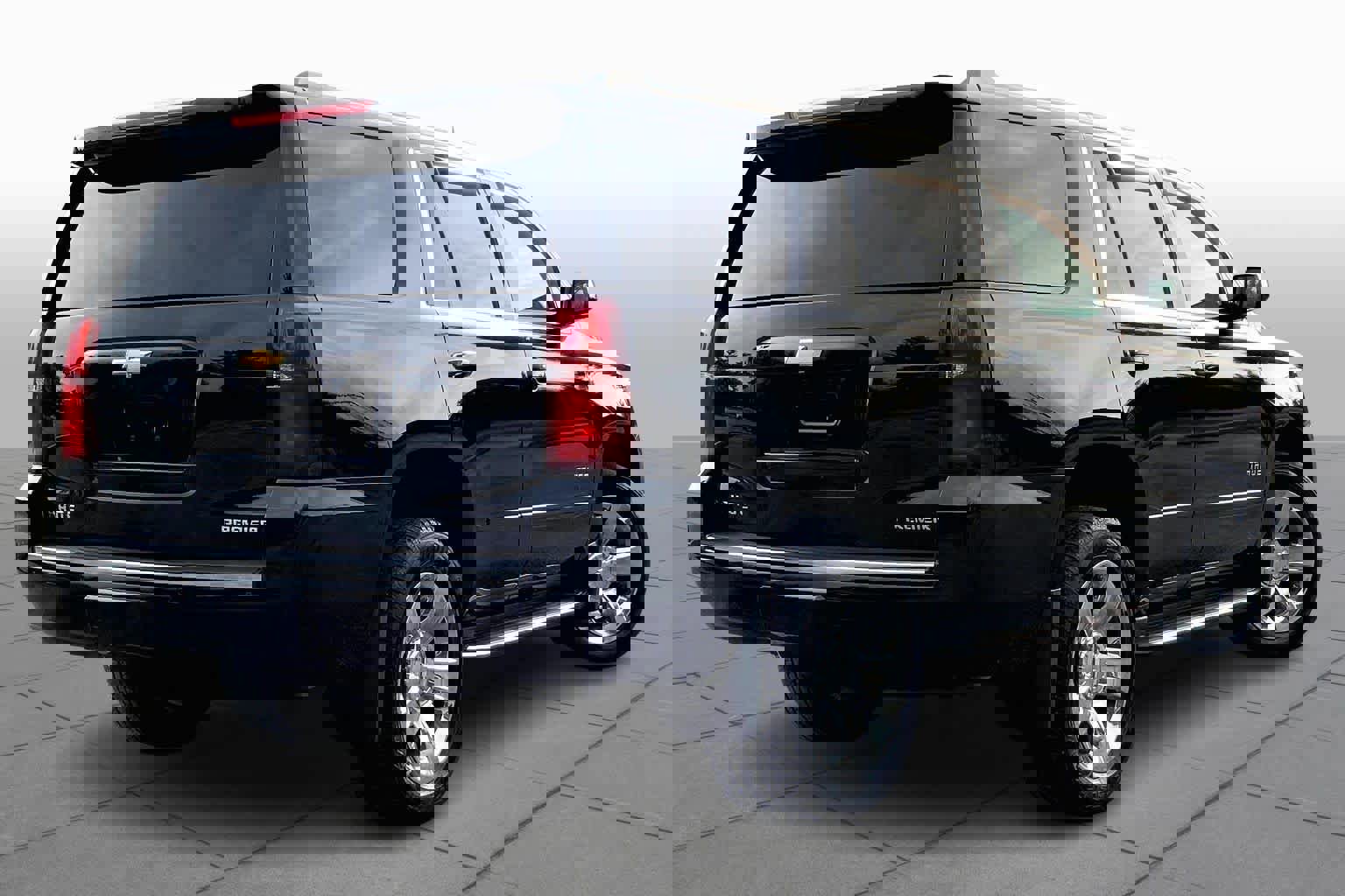 Used 2019 Chevrolet Tahoe Premier image 12