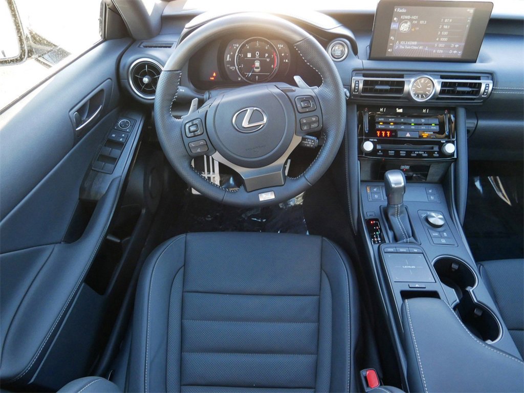 Used 2021 Lexus IS 350 F Sport image 11