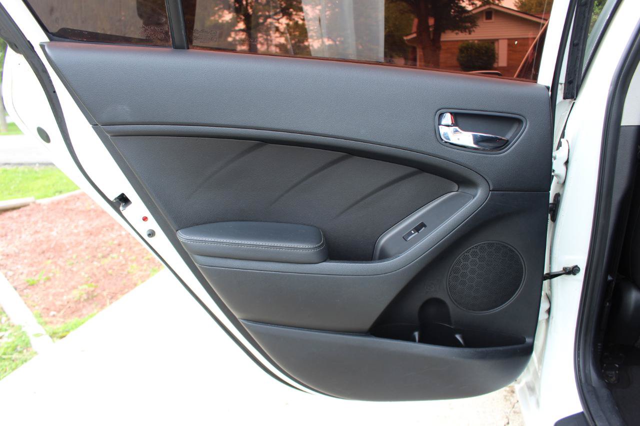 Used 2016 Kia Forte LX FWD image 25
