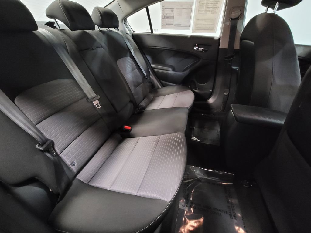 Used 2016 Kia Forte LX w/ LX Popular Plus Package image 8