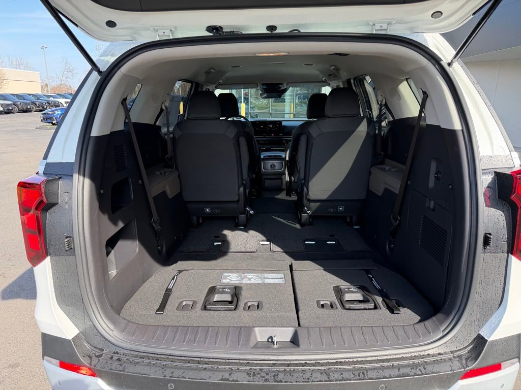 New 2026 Kia Carnival LX image 17