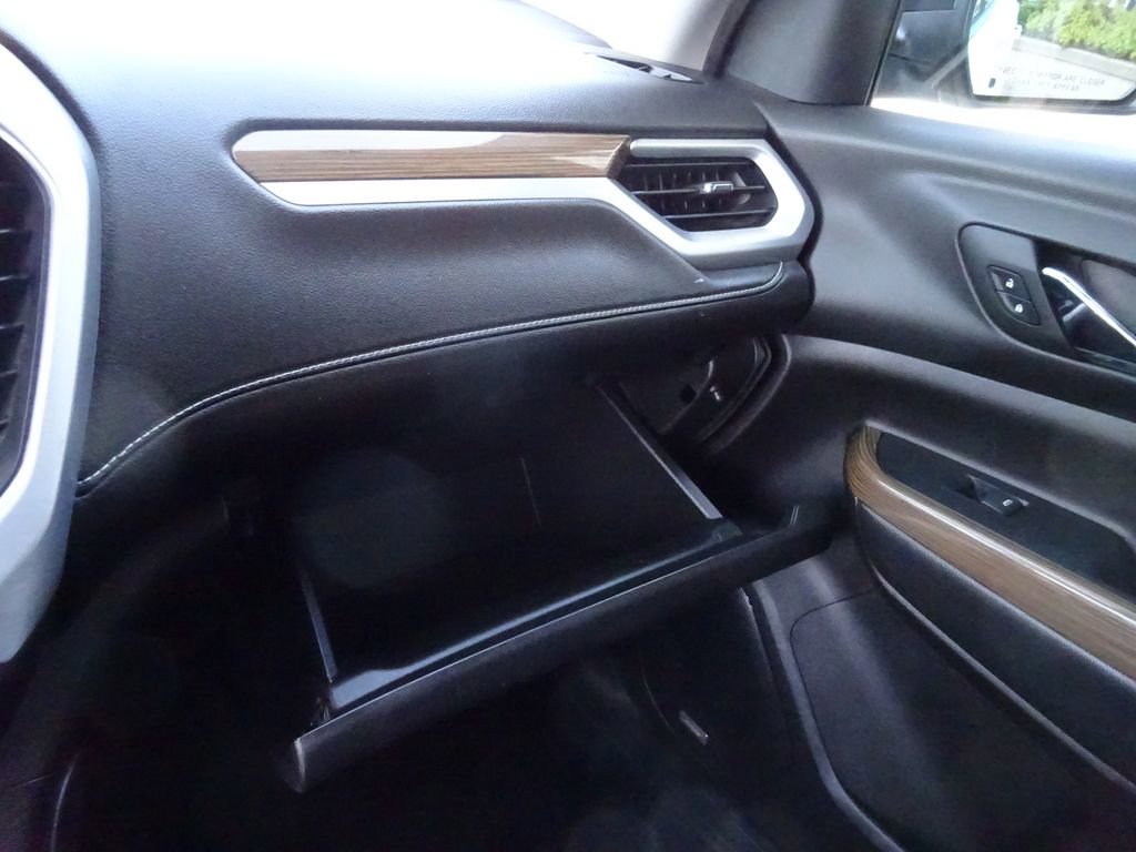 Certified 2023 GMC Acadia SLE w/ Driver Convenience Package FWD image 33