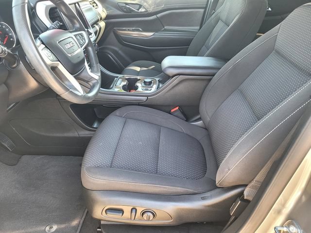 Certified 2023 GMC Acadia SLE w/ Driver Convenience Package AWD/4WD image 16