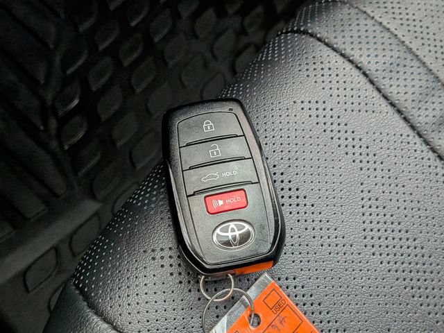 Used 2025 Toyota Camry XSE AWD/4WD image 35