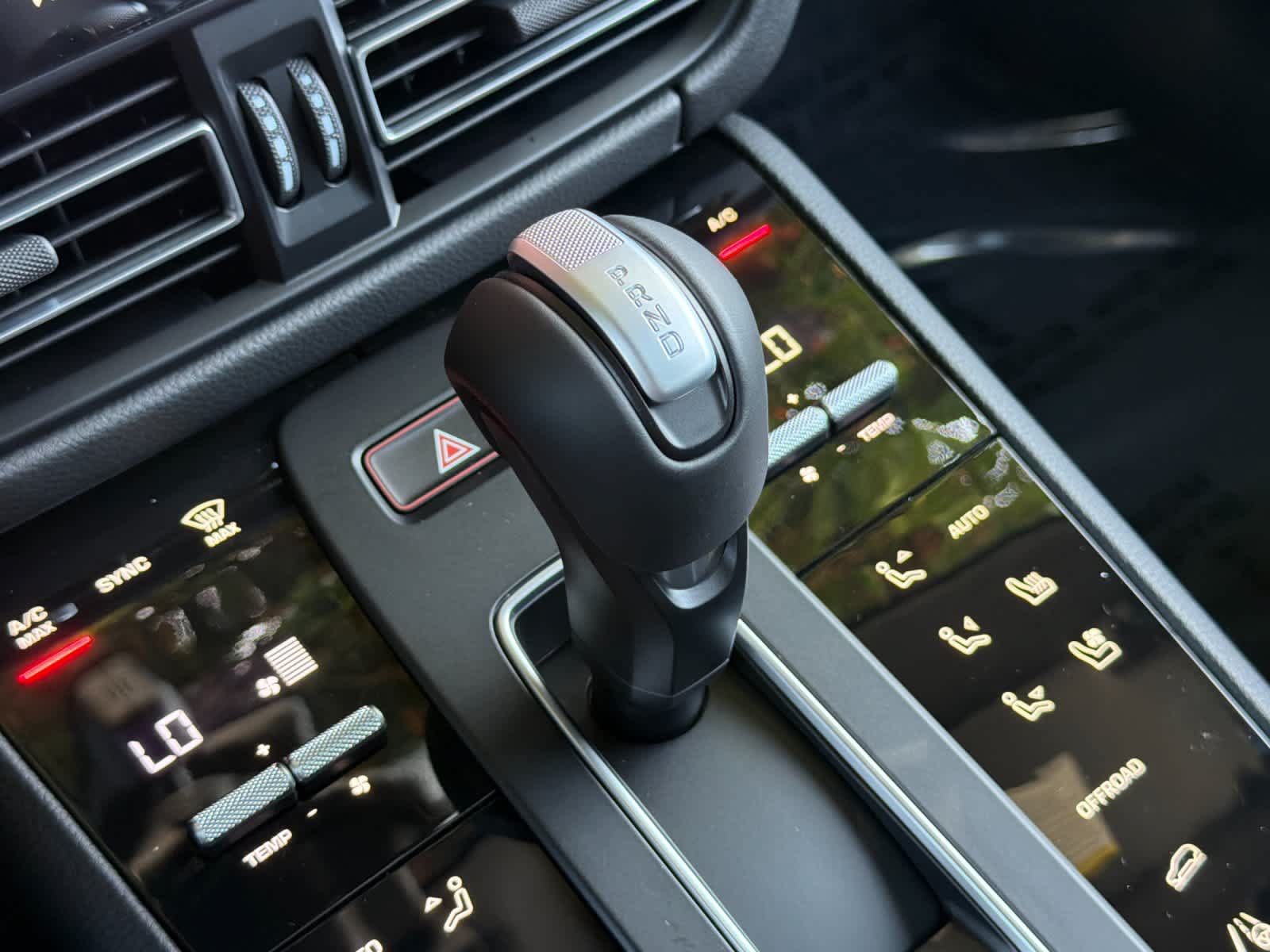 New 2026 Porsche Macan AWD/4WD image 24