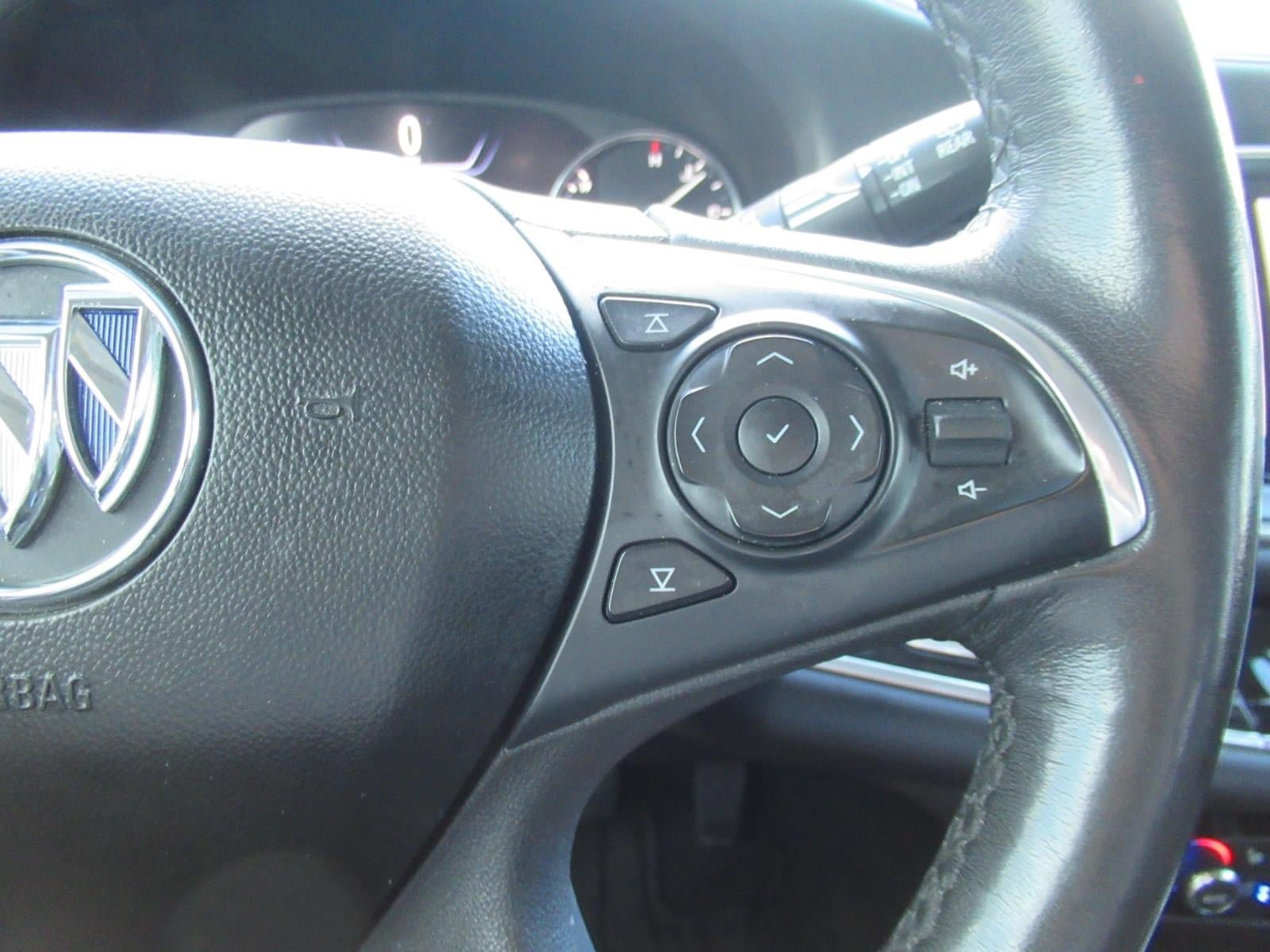 Used 2021 Buick Enclave Avenir w/ Avenir Technology Package AWD/4WD image 27