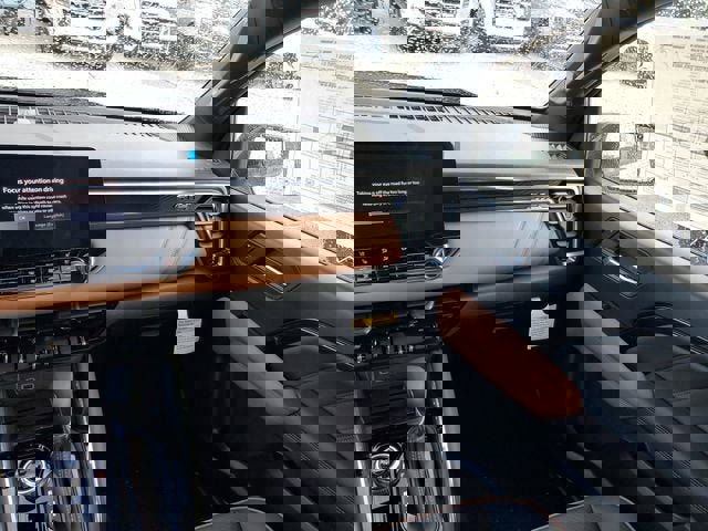 New 2026 GMC Canyon AT4 w/ AT4 Premium Package image 15