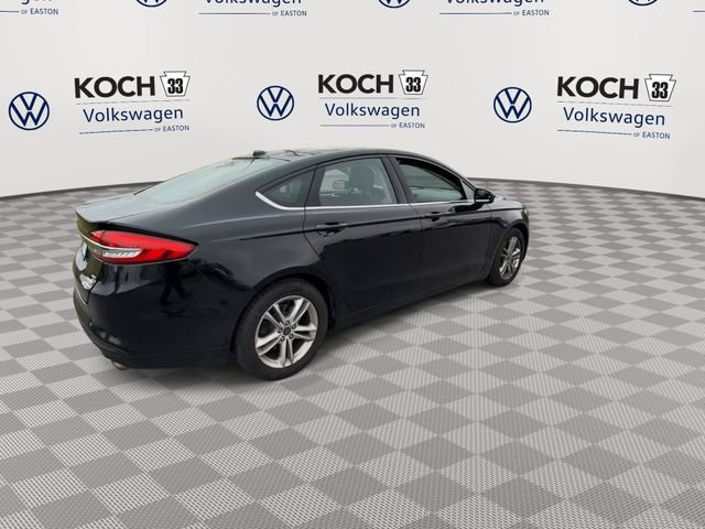 Used 2018 Ford Fusion SE w/ Fusion SE Technology Package image 8