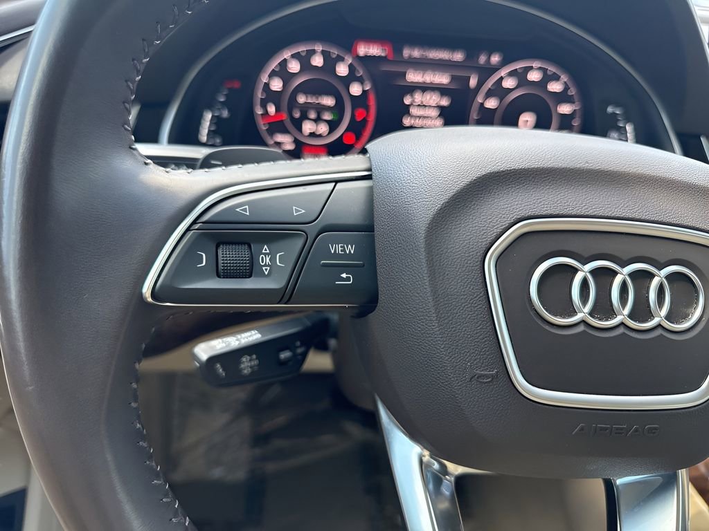 Used 2019 Audi Q7 3.0T Premium Plus w/ Premium Plus Package AWD/4WD image 16