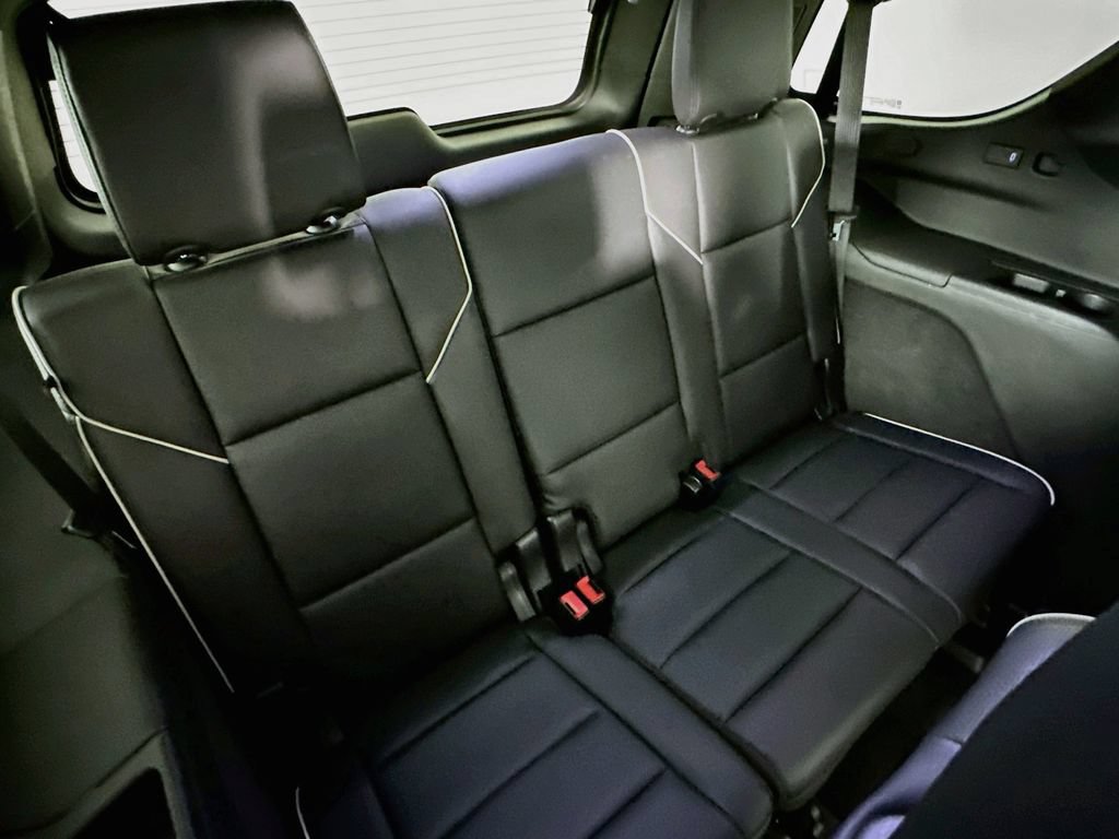Used 2023 Cadillac Escalade Sport w/ Touring Package AWD/4WD image 36
