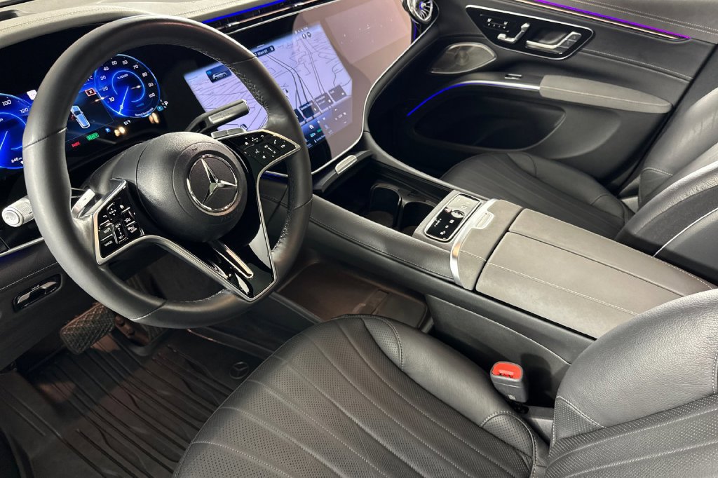 Certified 2023 Mercedes-Benz EQS 580 4MATIC SUV image 11