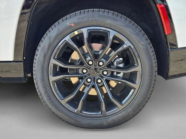 New 2026 Jeep Grand Wagoneer Summit w/ Premium Group III AWD/4WD image 10