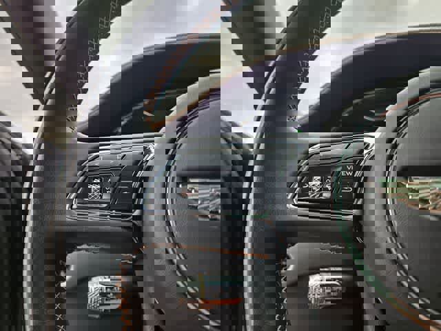 Used 2024 Bentley Flying Spur W12 image 25