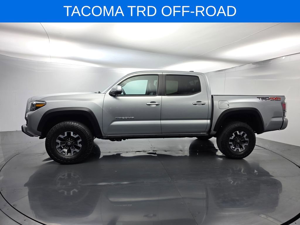 Used 2023 Toyota Tacoma TRD Off-Road w/ TRD Premium Off Road Package image 7