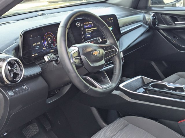 Used 2025 Chevrolet Equinox LT image 14