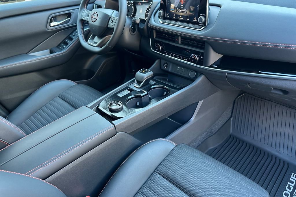 New 2026 Nissan Rogue Rock Creek image 14