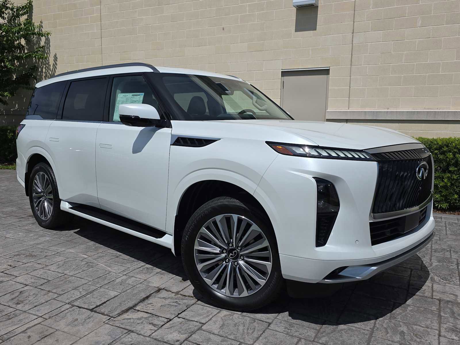 New 2026 INFINITI QX80 Luxe w/ Cargo Package image 29