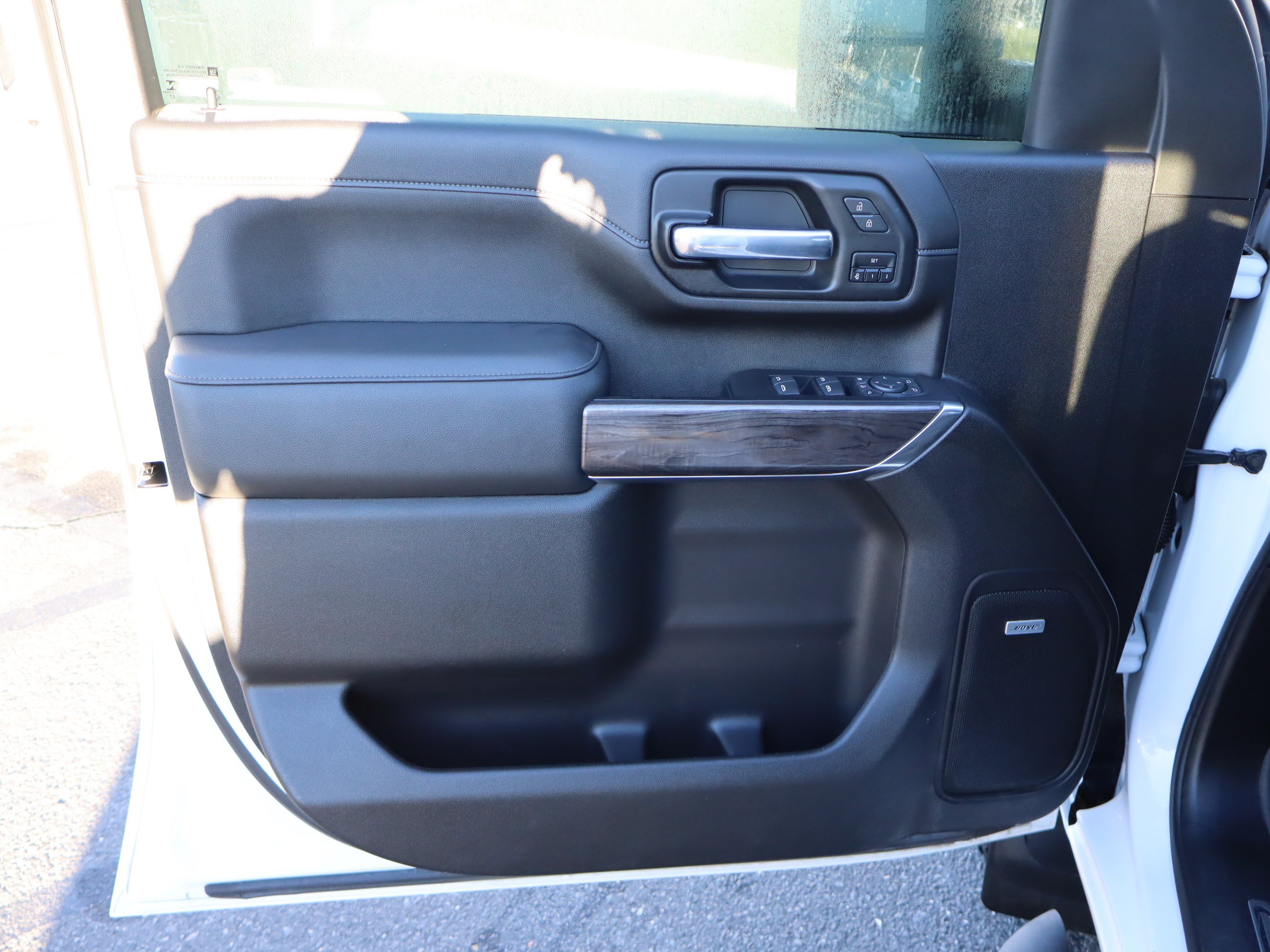 Used 2022 Chevrolet Silverado 2500 LTZ w/ LTZ Plus Package AWD/4WD image 20