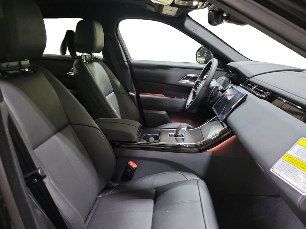 New 2026 Land Rover Range Rover Velar Dynamic SE image 28