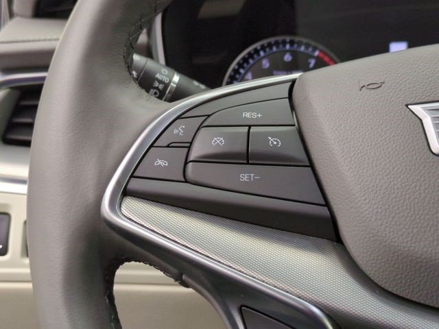 Certified 2024 Cadillac XT5 Premium Luxury w/ LPO, Floor Liner Package AWD/4WD image 12