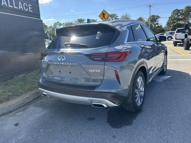 Used 2025 INFINITI QX50 Luxe image 7