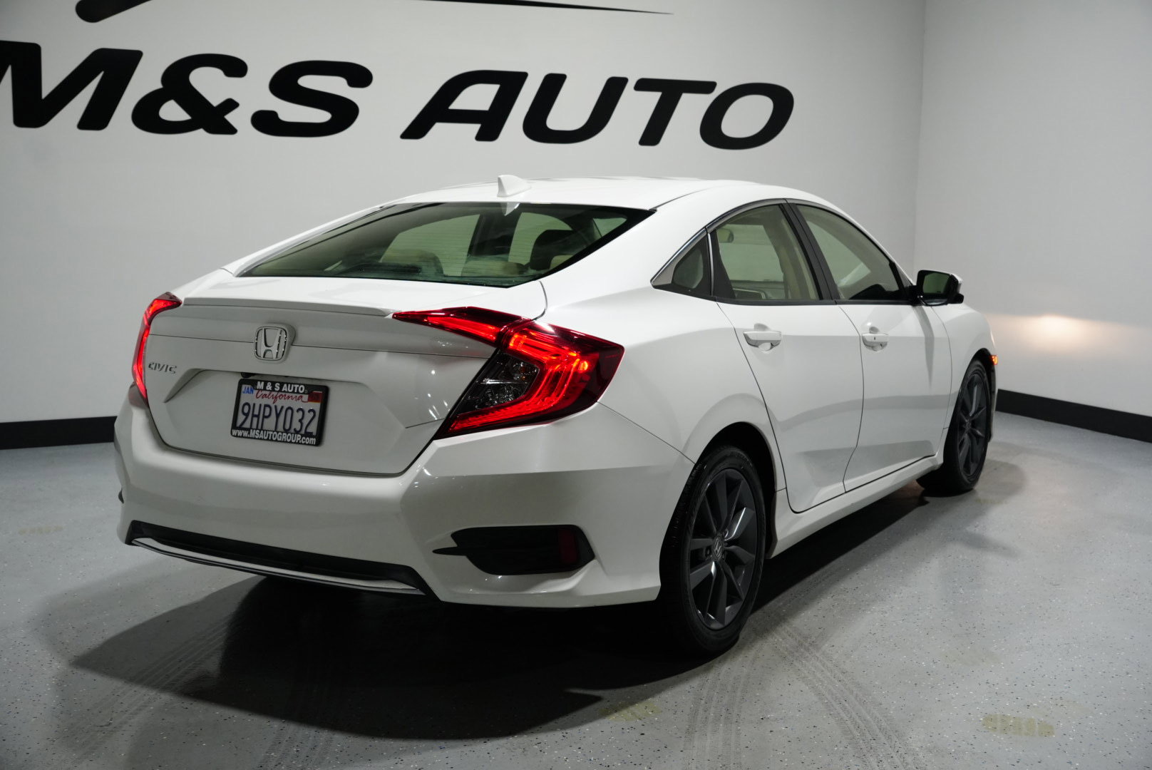 Used 2019 Honda Civic EX image 8