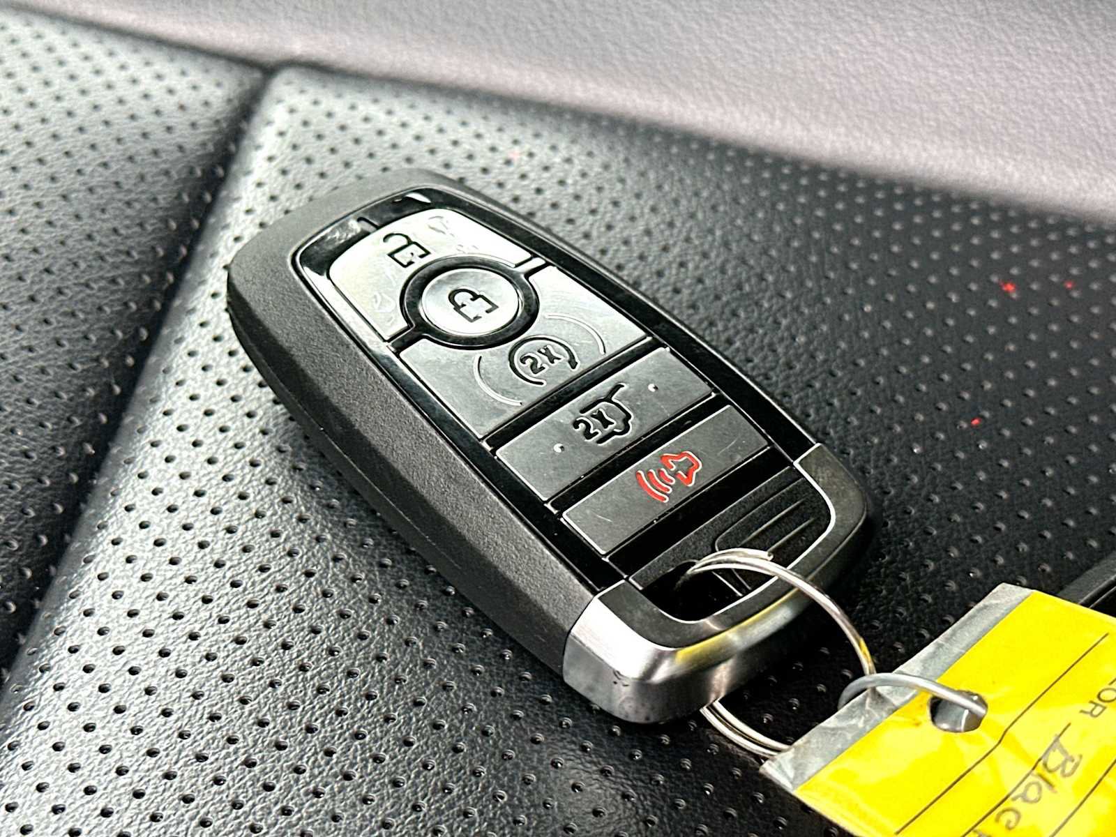 Used 2024 Ford Expedition Max XLT image 29