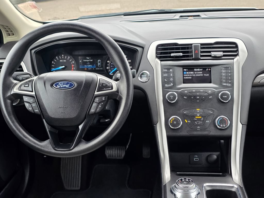 Used 2020 Ford Fusion S FWD image 11