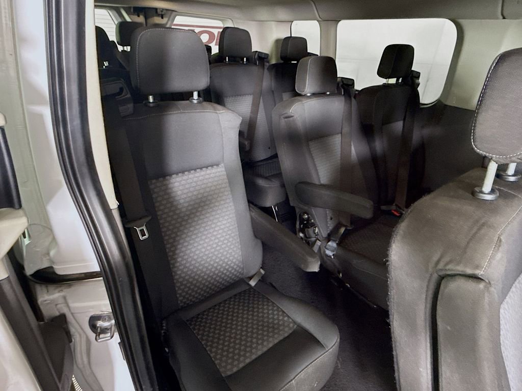 Used 2023 Ford Transit 350 XLT image 27