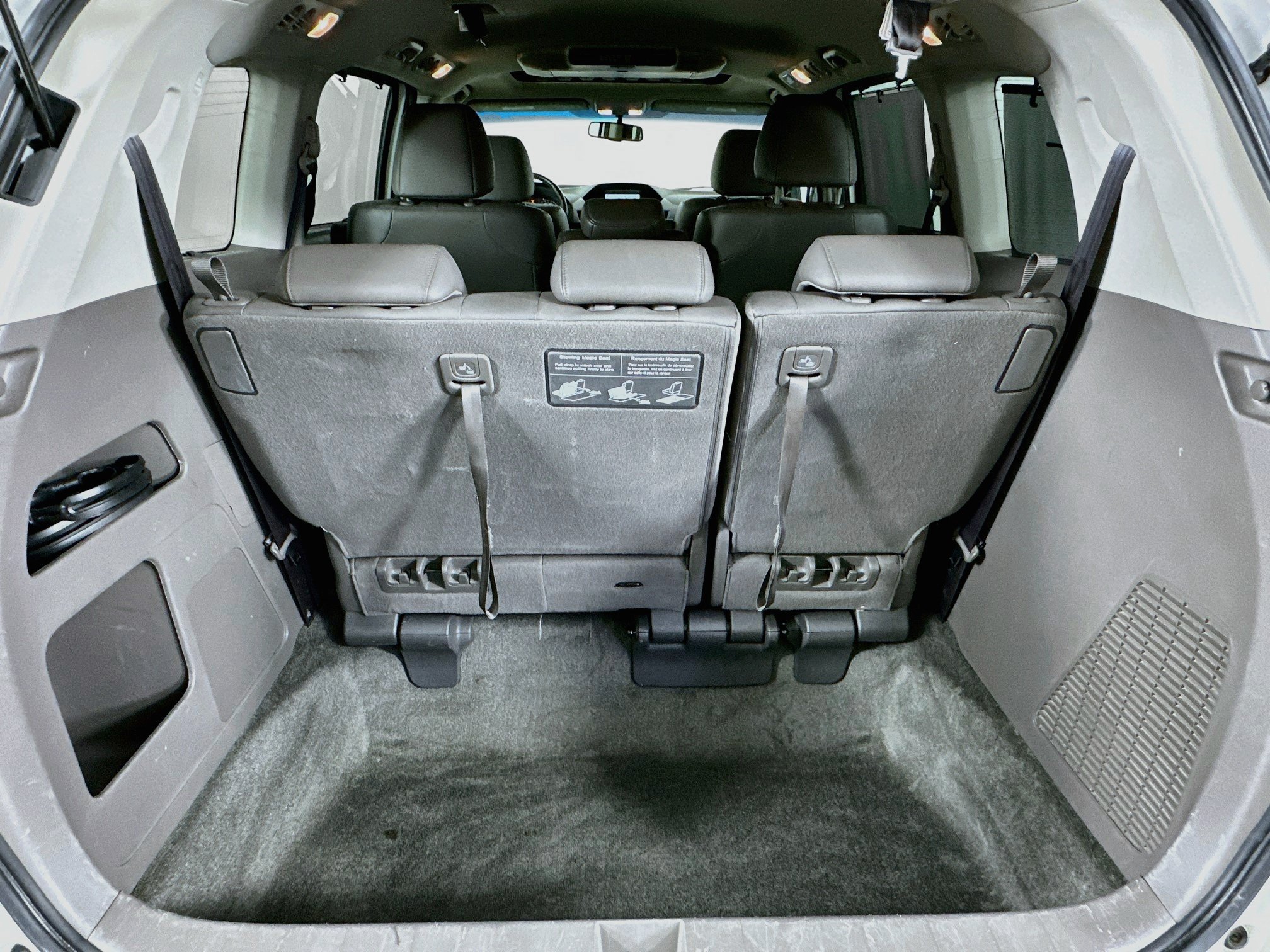 Used 2013 Honda Odyssey Touring Elite image 34