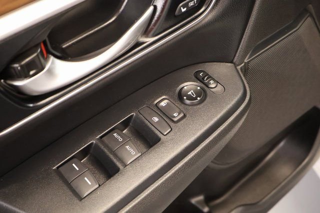 Used 2022 Honda CR-V Touring image 8