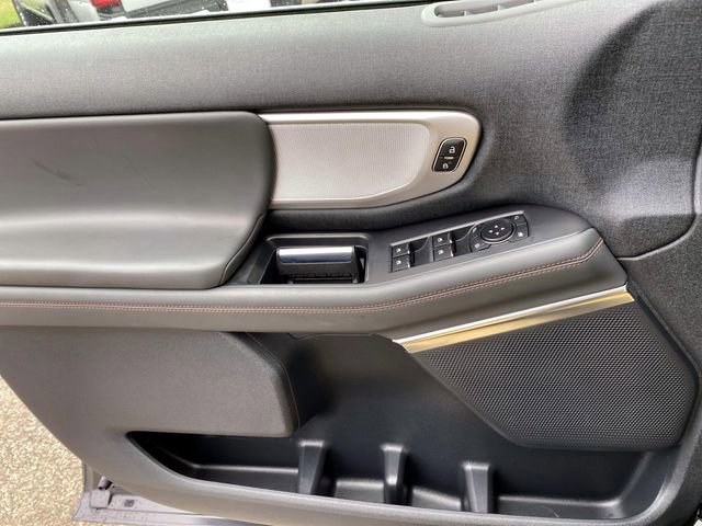 Used 2025 Ford Expedition Active image 21