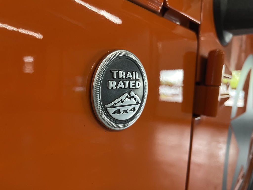 Used 2012 Jeep Wrangler Unlimited Sport AWD/4WD image 13