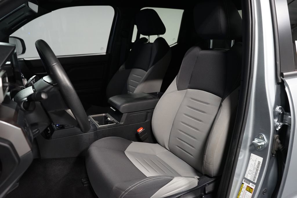 Used 2024 Toyota Tacoma TRD Sport image 29